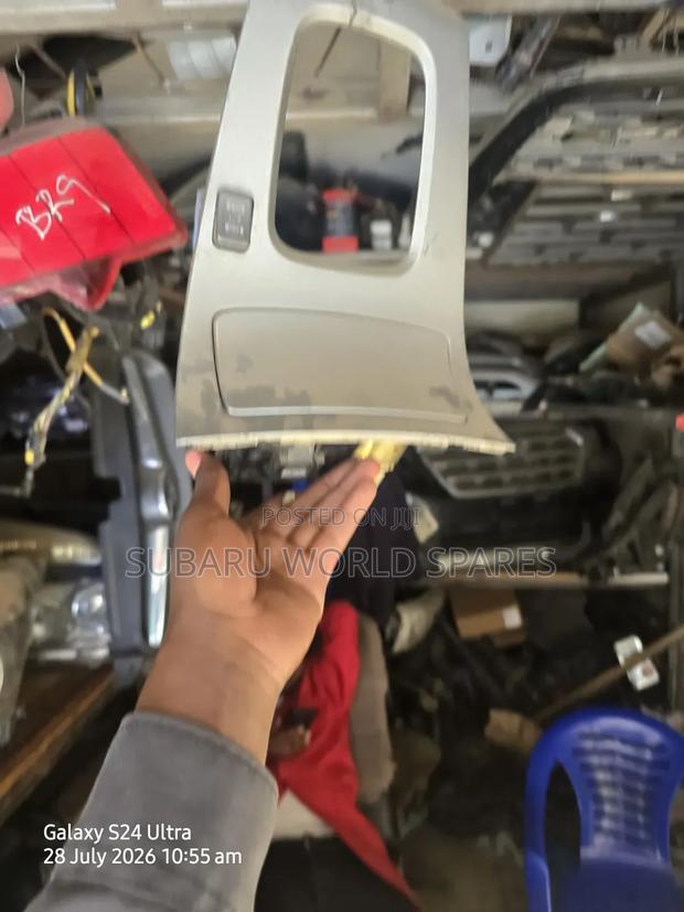 Subaru Sg5 Gearrever Console - thumbnail 2