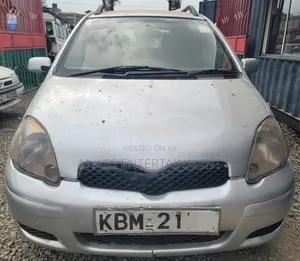 Toyota Vitz 1.3 FWD 5dr 2003 Silver