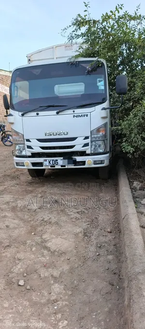 Isuzu NMR 2021model