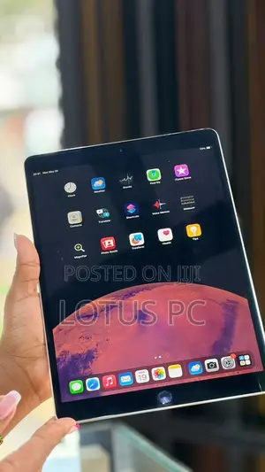 Apple iPad Pro 10.5 (2017) 64 GB Silver