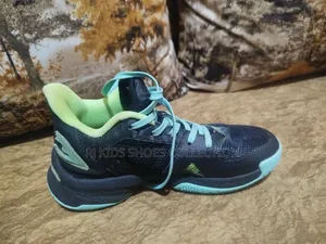 Kids Sneakers