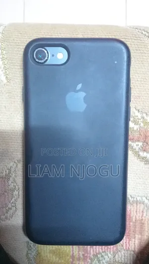 Apple iPhone 7 Plus 32 GB Black