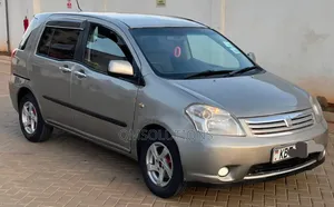 Toyota Raum 2006 Silver