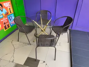 4-Seater Outdoor Rattan Dining Set