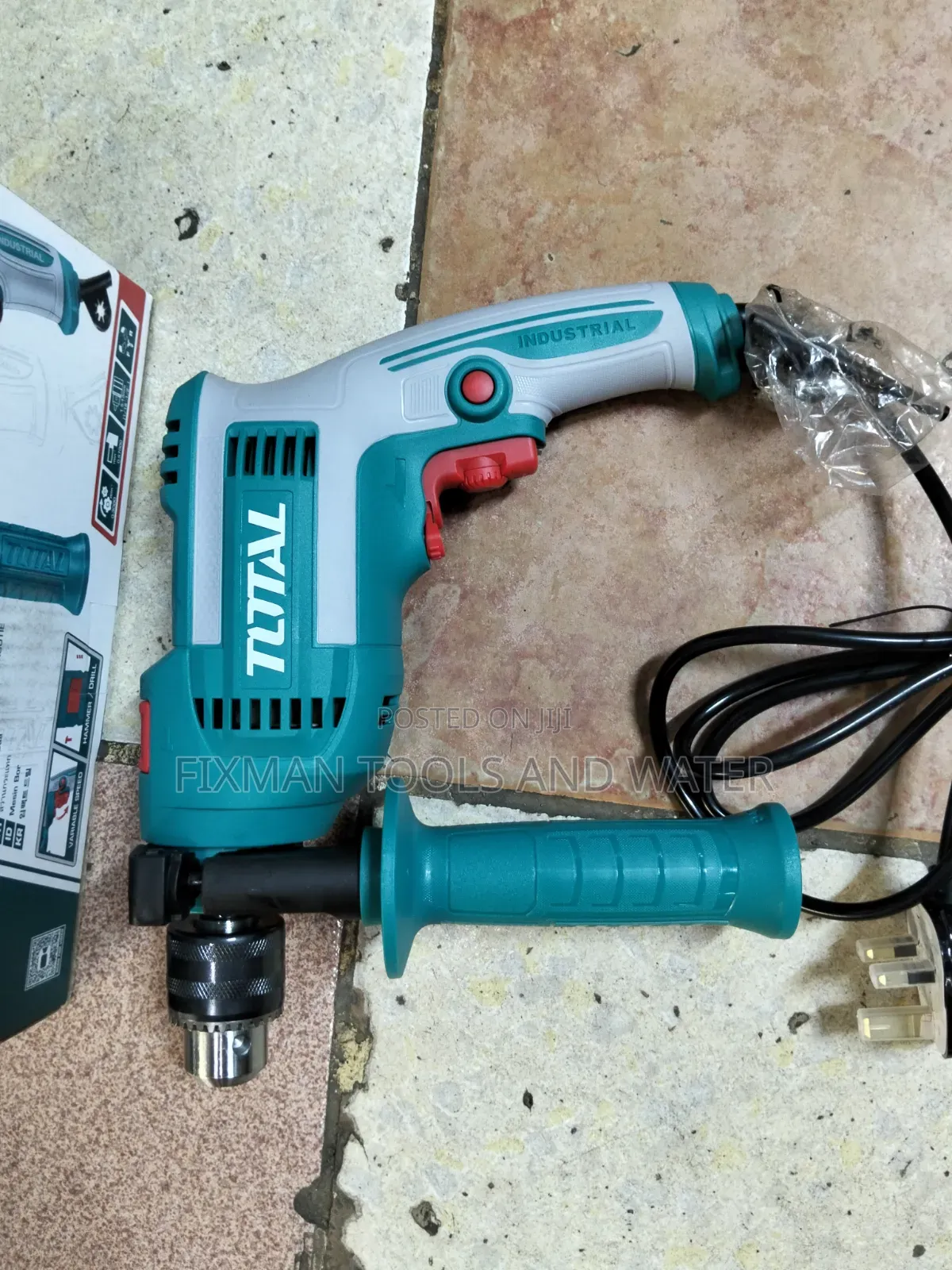 Total Impact Drill 710 Watts 13 Mm Chunk + Free Bits