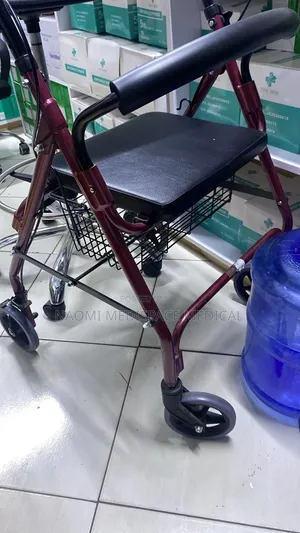 Adjustable Height Rollator With Seat and Wheels