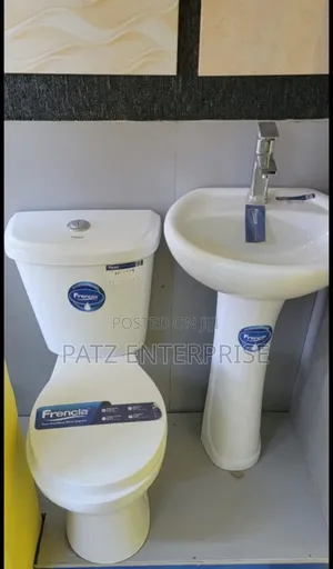 Complete Toilet Set With a Pedestral