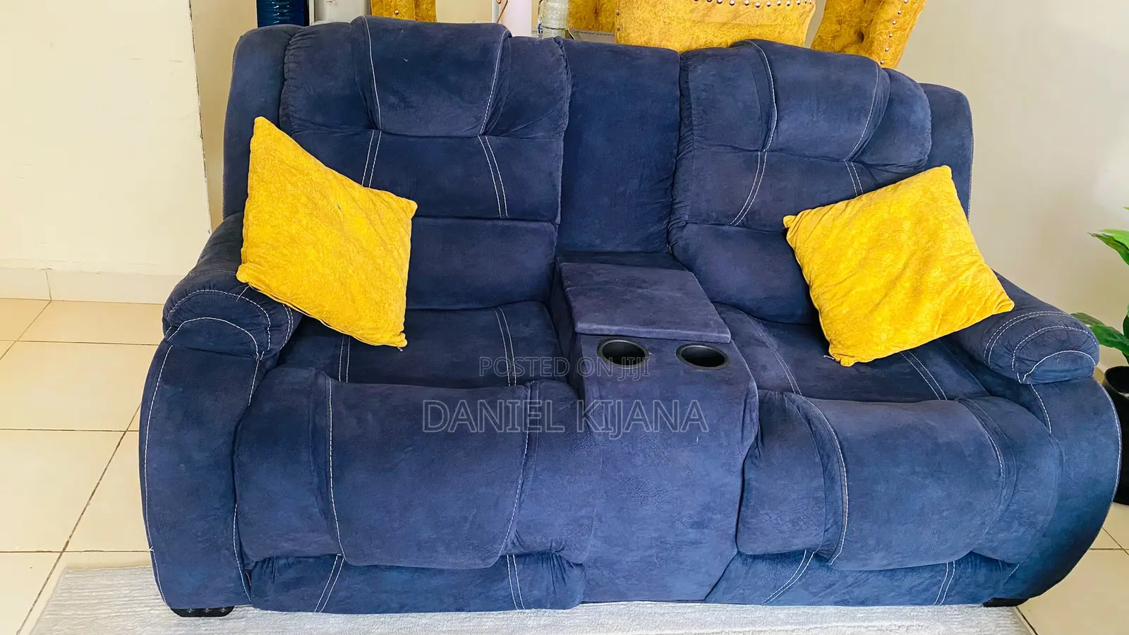 Console Love Seats (7 Seater)