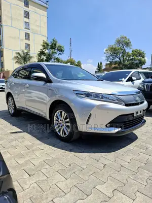 Toyota Harrier 2.5 Hybrid 4WD 2019 Silver
