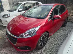 Peugeot 208 2019 Red
