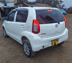 Toyota Passo 2015 White