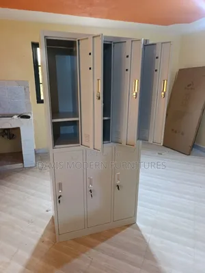 Light Gray Metal Locker Cabinet