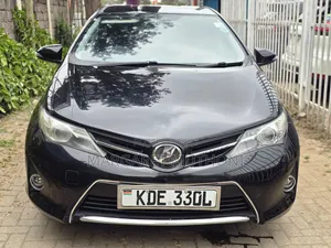Toyota Auris 2014 Black