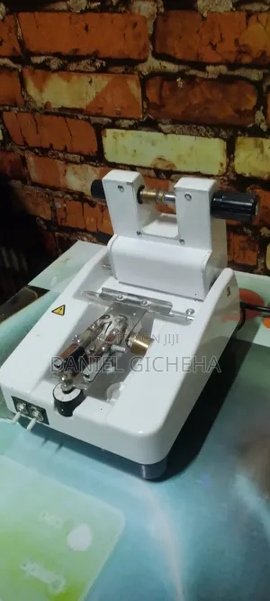 Groover Optical Grooving Machine