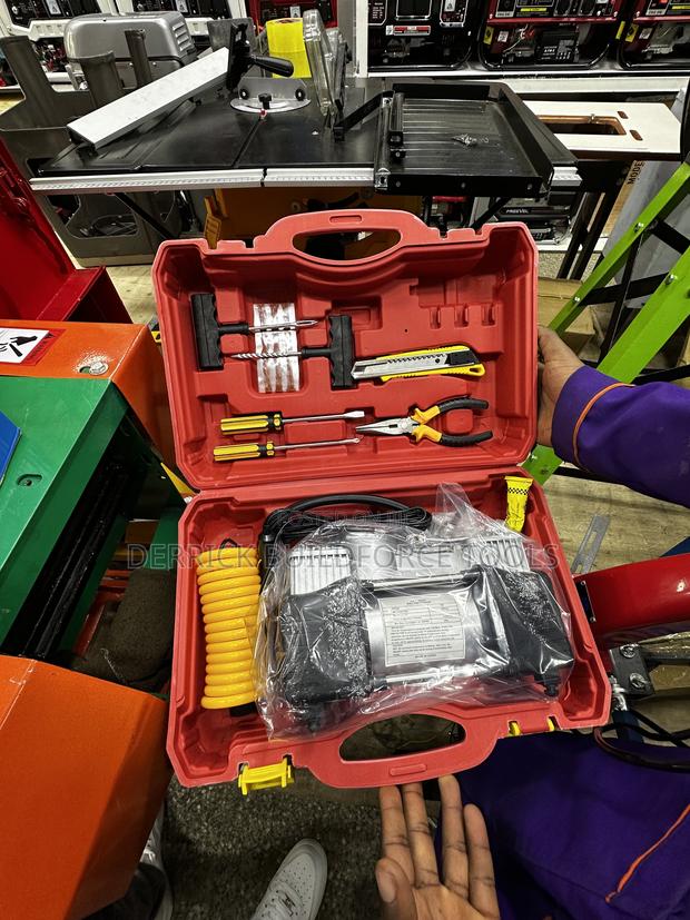 Portable Emergency Air Compressor Kit With Case - thumbnail 3