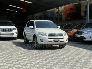 Toyota RAV4 2016 White