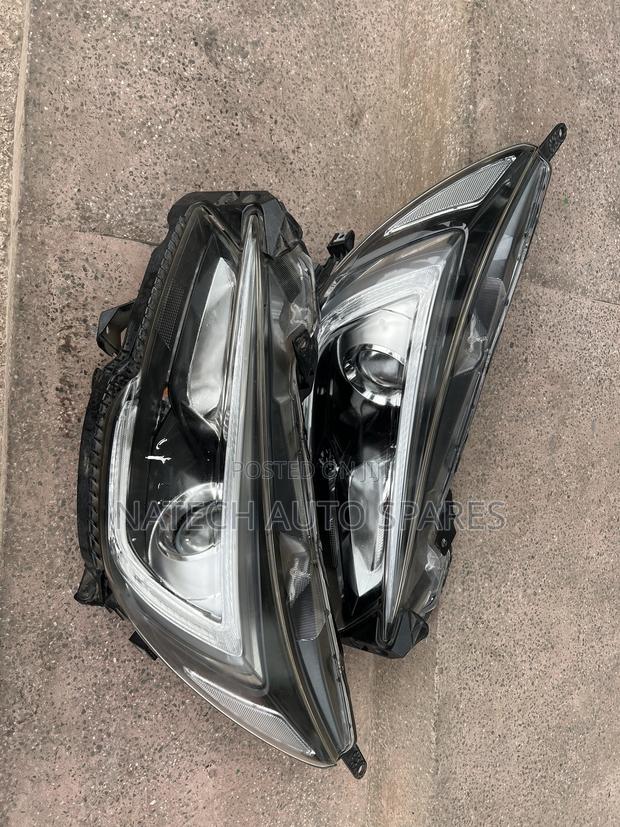 Subaru BS9/Bn9 2018 (Non Zenon) - main view