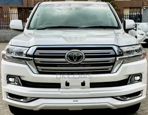 Toyota Land Cruiser 2019 Pearl