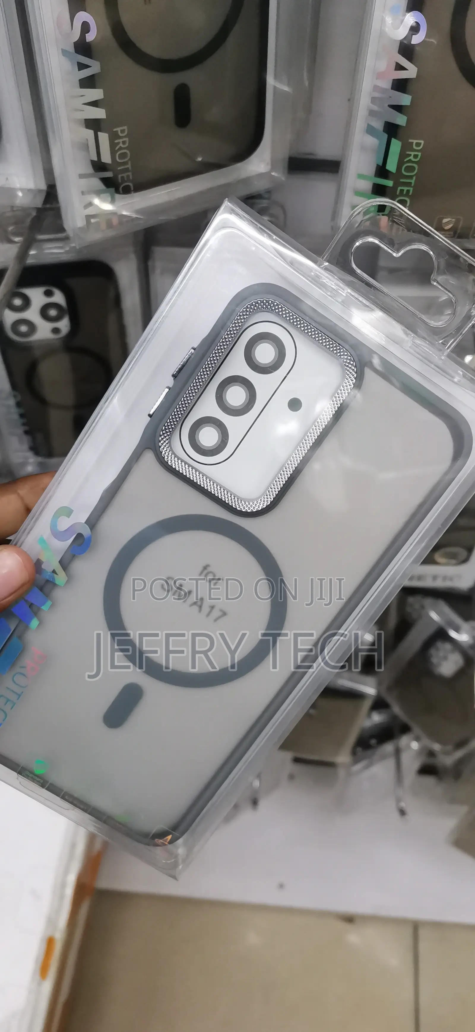 S Galaxy A17, Featuring a Clear Matte Back Casing