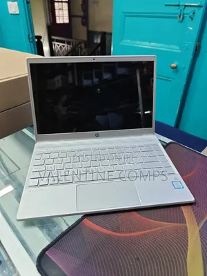Laptop HP Pavilion 13 8GB Intel Core i5 SSD 256GB