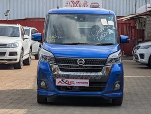 Nissan Dayz Roox 2019 Blue