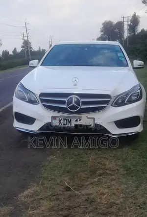 Mercedes-Benz E220 2016 White