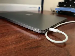 Laptop Apple MacBook Pro 16GB Apple M1 SSD 512GB