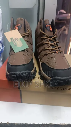 Quality SkyView Hiking Shoe