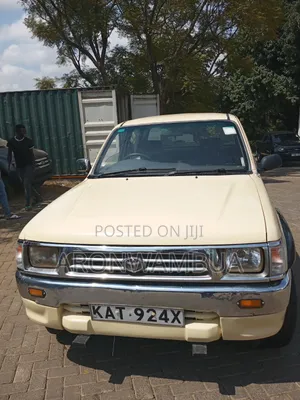 Toyota Hilux 2.5 Cab 2005 Beige