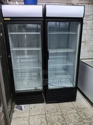 Well Maintained 500litres Display Counter Fridge