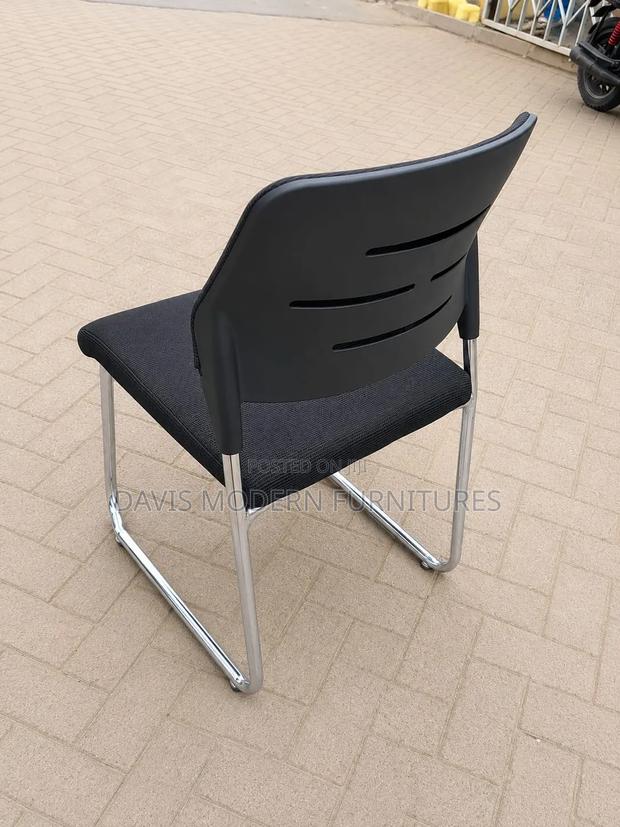 Black Office Chair - thumbnail 2