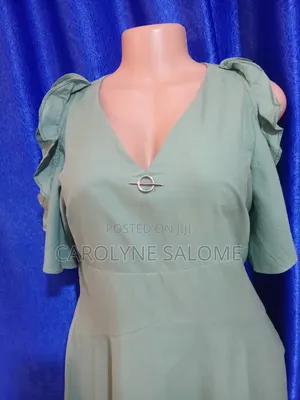 XL Women's Green Ruffle Sleeve Dress Size ( 16–18)