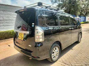 Toyota Voxy 2011 Black