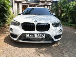 BMW X1 xDrive28i AWD 2016 White