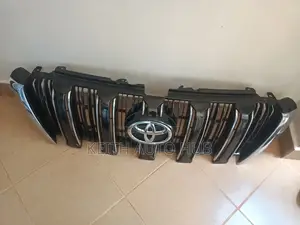 Toyota Land Cruiser Prado J150 Teardrop Front Grille