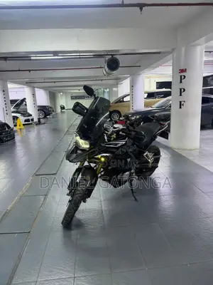 BMW 2019 Black
