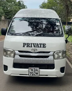 Toyota HiAce 2014 White