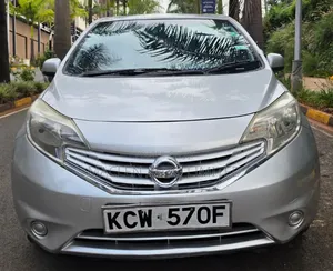 Nissan Note 2013 Silver