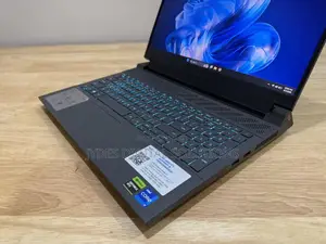Laptop Dell G15 5530 16GB Intel Core i7 SSD 1T
