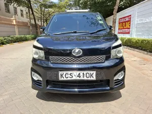 Toyota Voxy 2011 Black