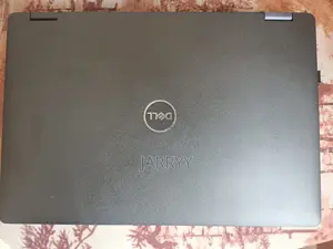 Laptop Dell Latitude 5300 8GB Intel Core i7 SSD 256GB