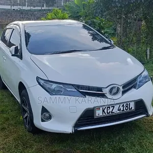 Toyota Auris 2013 White