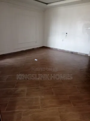 3bdrm Apartment in South C for rent