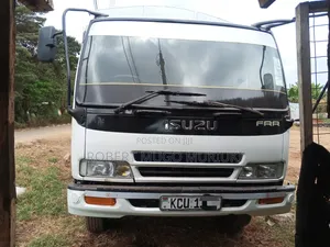 Isuzu FRR 33 2019 White