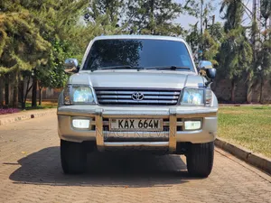 Toyota Land Cruiser Prado 2.7 16V 5dr 2000 Silver