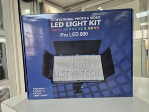 Professional LED 800 Video Light Kit
