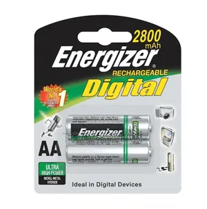 Energizer 2800mAh Rechargeable AA Batteries Pack.