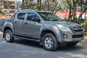 Isuzu D-MAX 2023 Silver