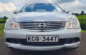 Nissan Bluebird 2011 Silver