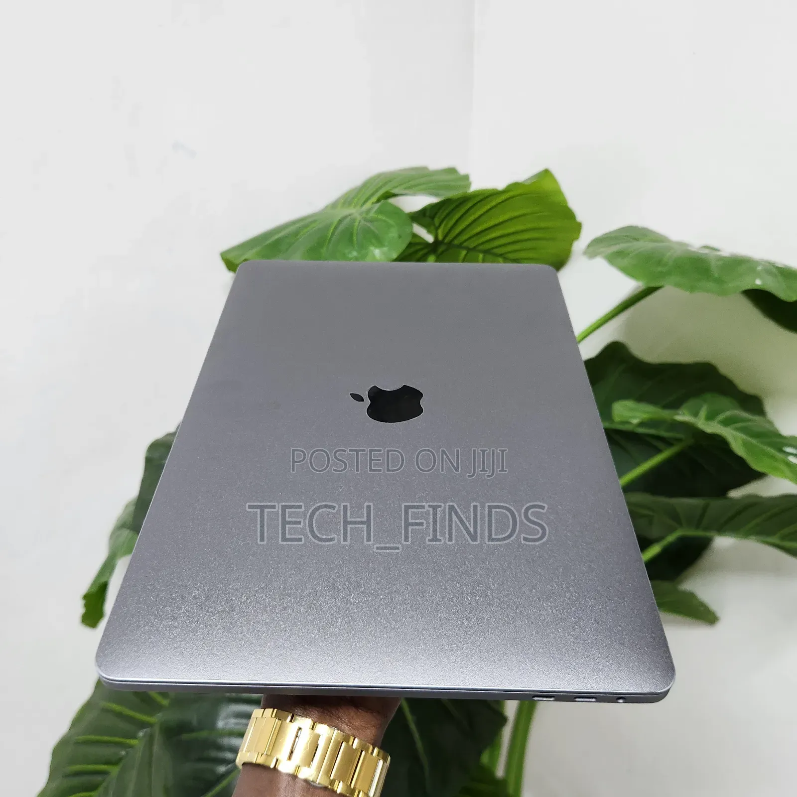Laptop Apple MacBook Pro 16GB Intel Core i7 SSD 256GB